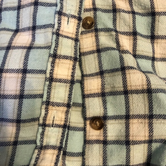 hollister button up - Picture 2 of 3
